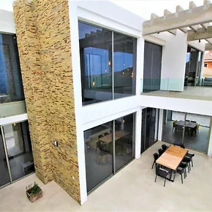https://villa-jazz.adeje-hotels.com