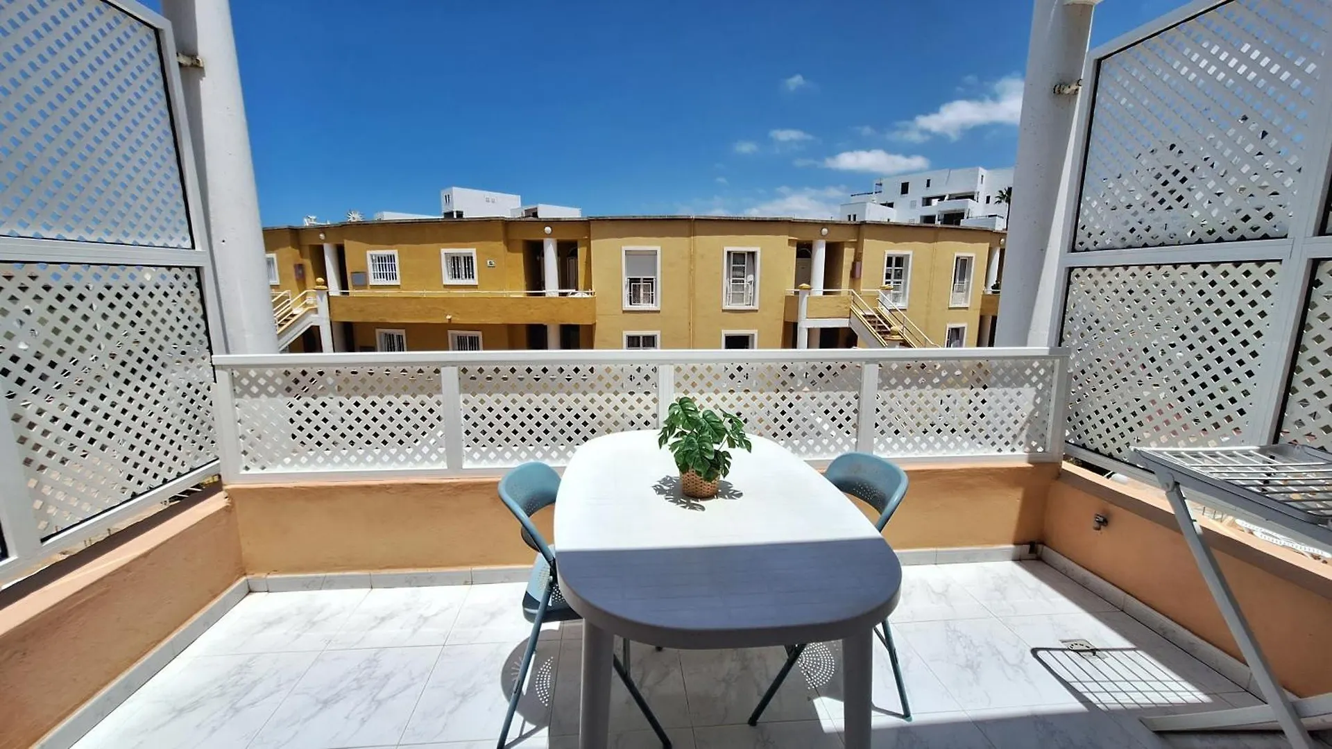 Apartamento Costa Adeje - Orlando Complex 0*, Costa Adeje (Tenerife) Spain
